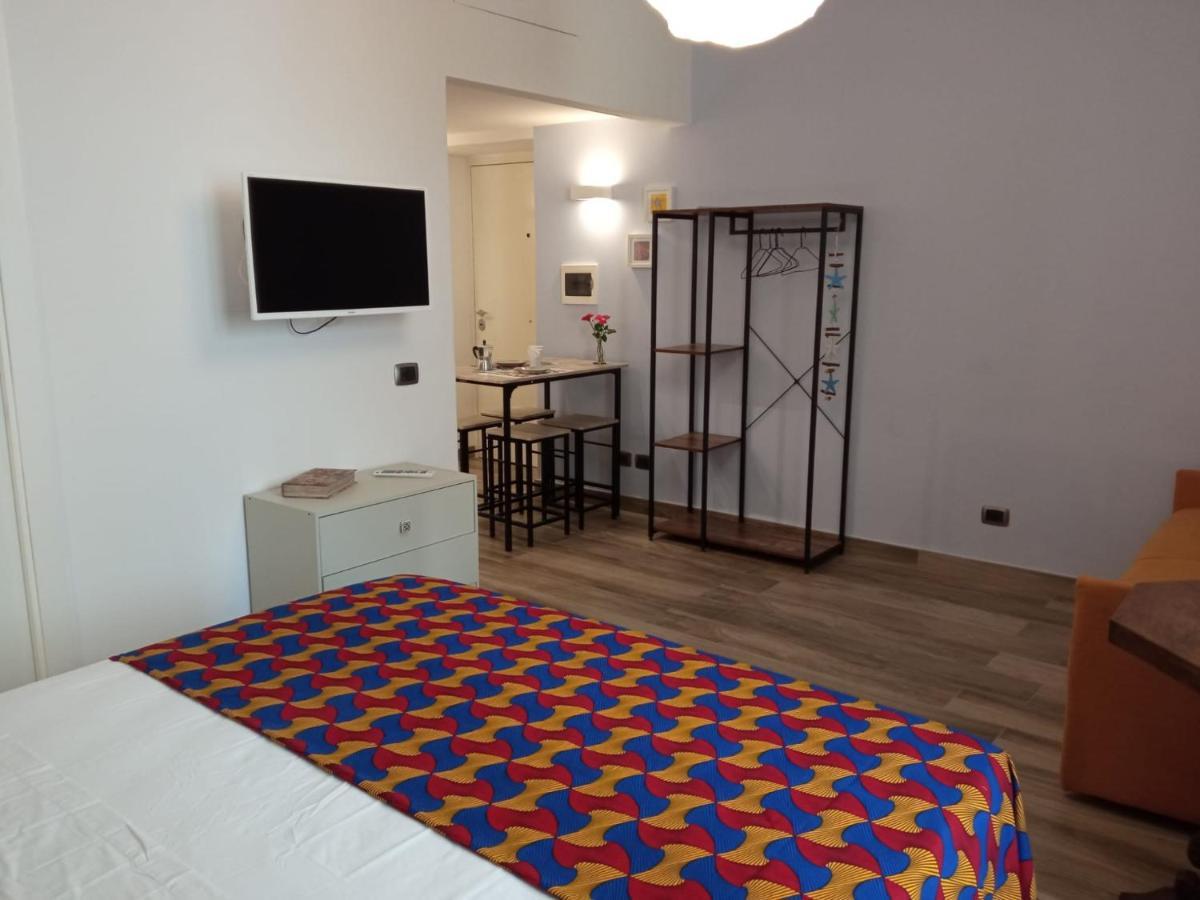 Cappuccini Express House Apartment Pozzuoli Bagian luar foto